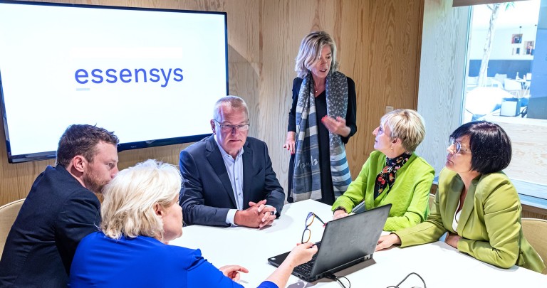 HeaderWorkingEssensys